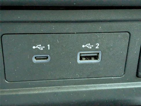 Used 2023 Nissan Frontier SV w/ SV Convenience Package image 23