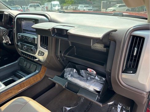 Used 2018 GMC Sierra 1500 SLT w/ SLT Premium Package AWD/4WD image 44