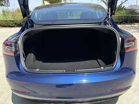 Used 2018 Tesla Model 3 Performance AWD/4WD image 10