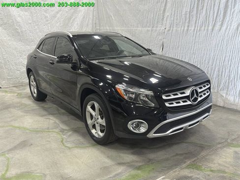 Used 2019 Mercedes-Benz GLA 250 w/ Convenience Package image 2