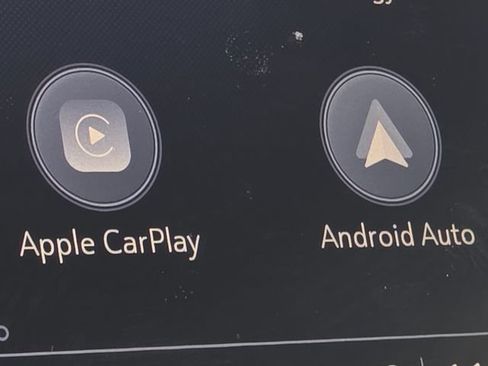 Used 2022 Chevrolet Bolt EUV Premier w/ Sun & Sound Package FWD image 6