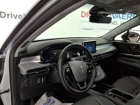 Used 2022 Lincoln Corsair Reserve w/ Elements Package AWD/4WD image 13