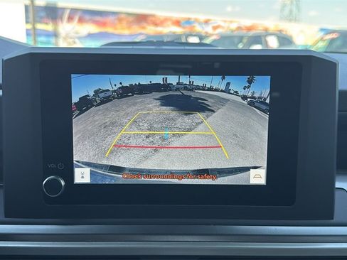 Used 2024 Toyota Tacoma TRD Off-Road image 21