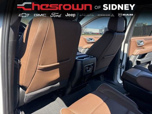 Used 2023 Chevrolet Suburban High Country AWD/4WD image 40