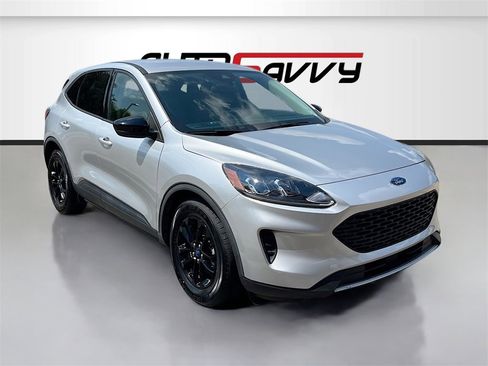 Used 2020 Ford Escape SE Sport image 1