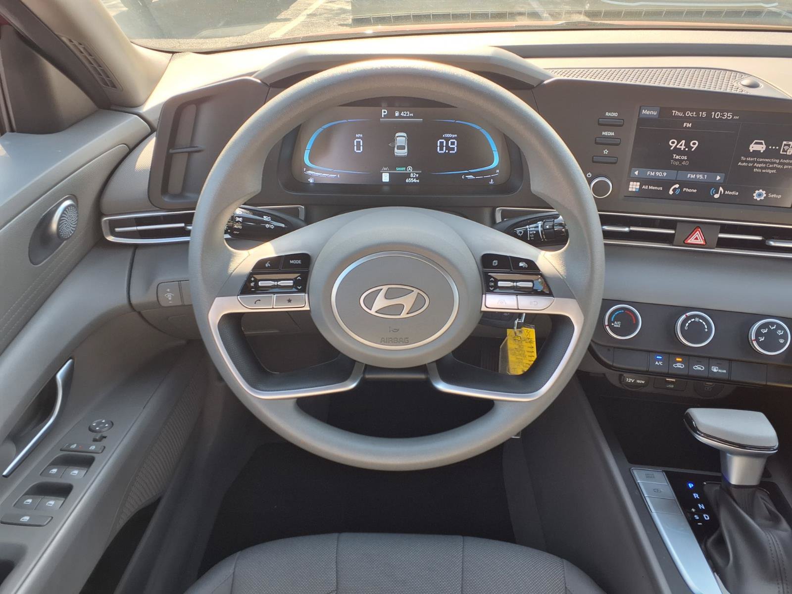Certified 2026 Hyundai Elantra SE FWD image 18