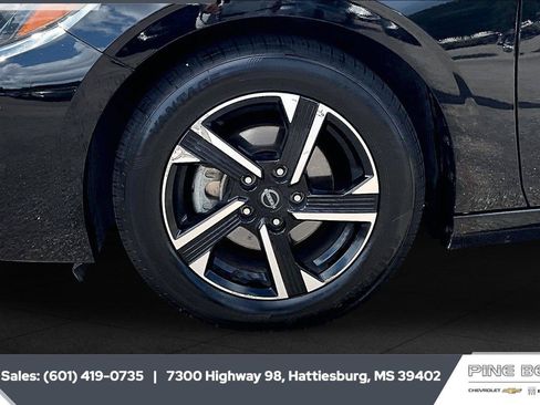 Used 2024 Nissan Sentra SV FWD image 7
