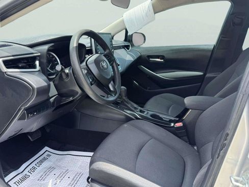 Used 2021 Toyota Corolla LE FWD image 22