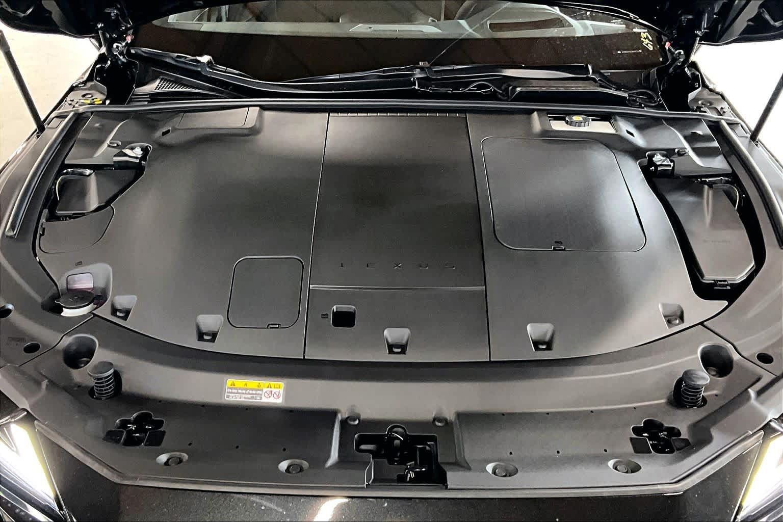 New 2026 Lexus ES 350e w/ Executive Package FWD image 11