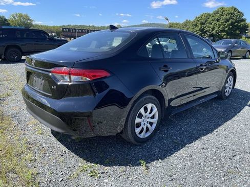 Used 2024 Toyota Corolla LE FWD image 6