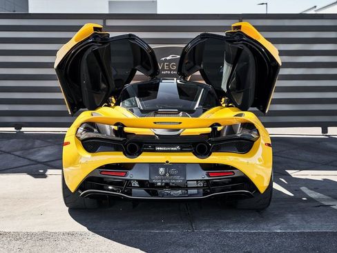 Used 2019 McLaren 720S image 24