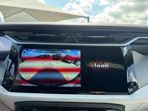 New 2026 Jeep Cherokee Laredo AWD/4WD image 15