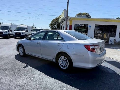 Used 2013 Toyota Camry LE image 7