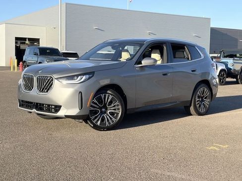 New 2026 BMW X3 xDrive30 w/ Convenience Package AWD/4WD image 2