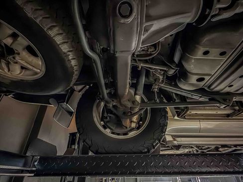 Used 2000 Lexus LX 470 4WD image 48