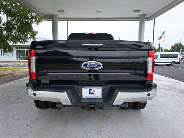 Used 2017 Ford F350 Lariat w/ Lariat Ultimate Package AWD/4WD image 5