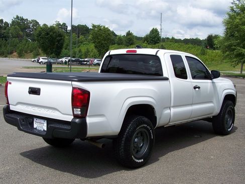Used 2023 Toyota Tacoma SR image 2