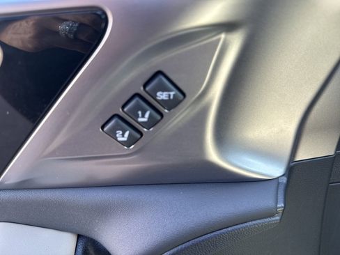 Used 2023 Subaru Outback Limited XT w/ Popular Package #2 image 10