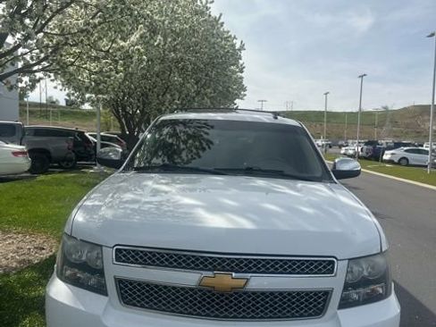 Used 2012 Chevrolet Tahoe LTZ image 18