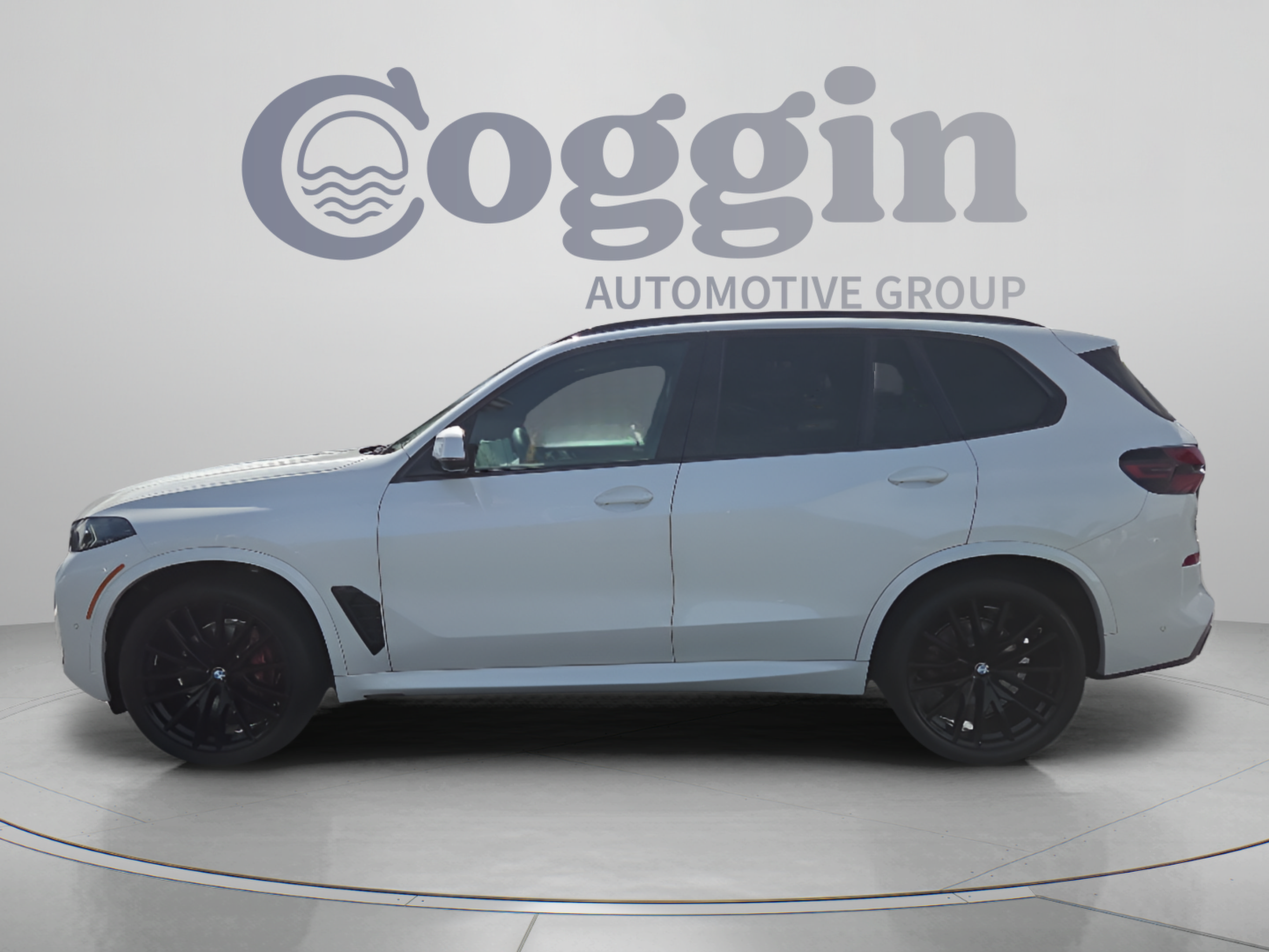 Used 2026 BMW X5 xDrive40i w/ Executive Package AWD/4WD image 2