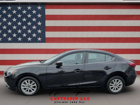 Used 2016 MAZDA MAZDA3 i Touring w/ Popular Equipment Package FWD image 2