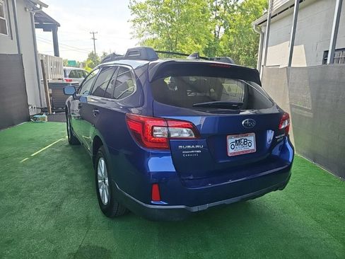 Used 2017 Subaru Outback 2.5i Premium AWD/4WD image 7