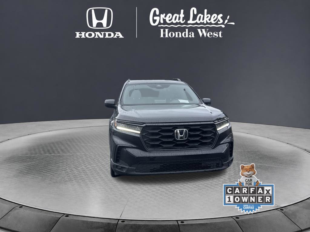 Used 2025 Honda Pilot Sport image 3