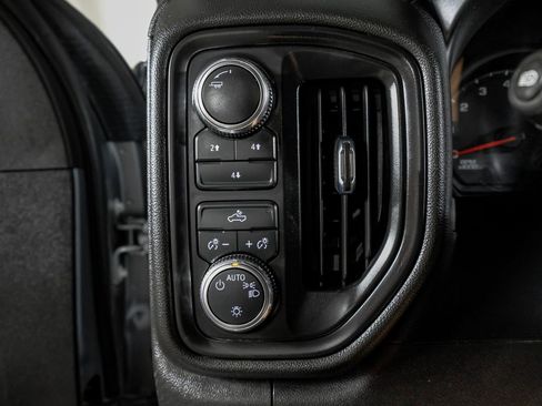 Used 2024 GMC Sierra 3500 Pro AWD/4WD image 21