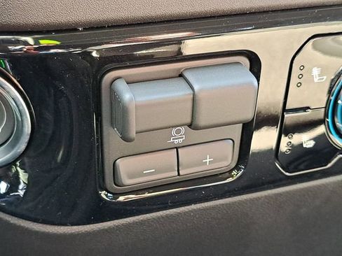 New 2026 GMC Sierra 1500 Elevation image 27