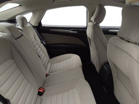 Used 2018 Ford Fusion S FWD image 19