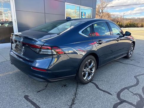 Used 2023 Honda Accord EX image 4