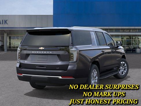 New 2026 Chevrolet Suburban LT w/ Comfort Package RWD image 4