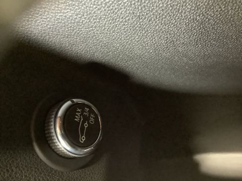 Used 2019 Cadillac XT4 Sport AWD/4WD image 24