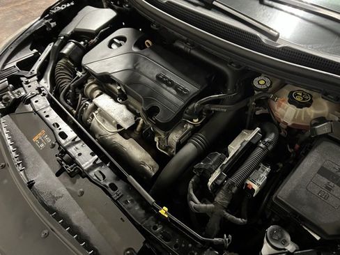 Used 2019 Chevrolet Cruze LT w/ LT Fleet Convenience Package image 42