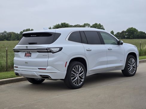 New 2026 Buick Enclave Avenir w/ Super Cruise Package FWD image 3