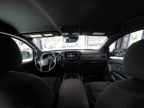 Used 2024 Nissan Titan SV w/ SV Bronze Edition Package RWD image 16