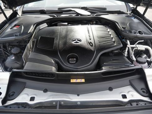 Used 2022 Mercedes-Benz E 450 4MATIC Cabriolet image 11