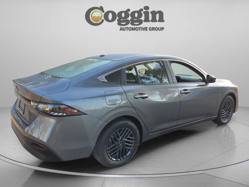 New 2026 Nissan Sentra SV w/ Floor Mat Package image 5