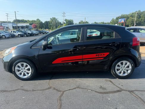 Used 2012 Kia Rio LX FWD image 4