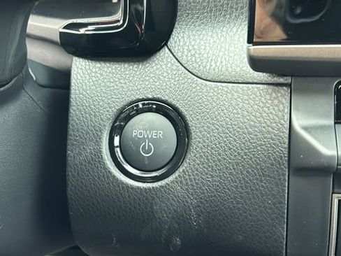 New 2026 Toyota Camry SE image 13