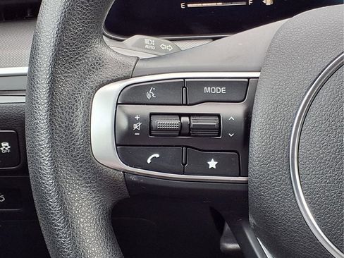Used 2025 Kia K5 LXS FWD image 16