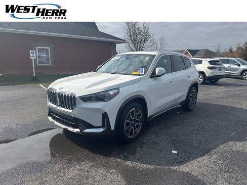 Used 2025 BMW X1 xDrive28i w/ Technology Package image 1