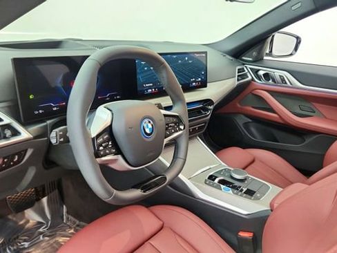 Used 2025 BMW i4 xDrive40i w/ Premium Package image 19