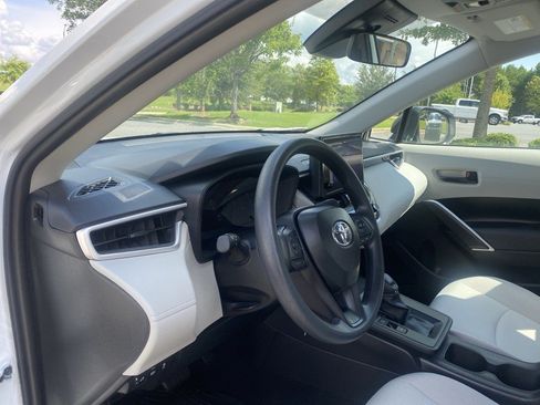 Used 2026 Toyota Corolla Cross L FWD image 13
