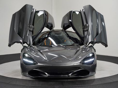 Used 2019 McLaren 720S Performance image 11