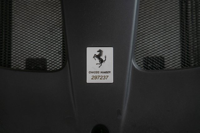 Used 2023 Ferrari 812 GTS RWD image 32