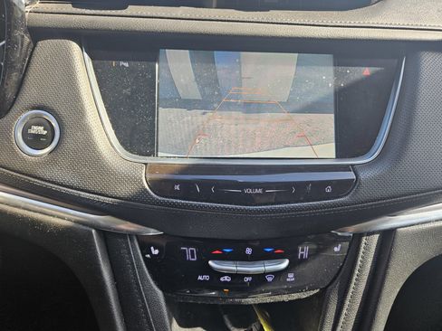 Used 2017 Cadillac XT5 Luxury w/ Driver Awareness Package image 13