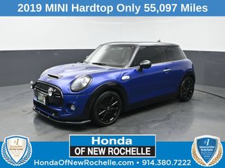 Used 2019 MINI Cooper S FWD video 1