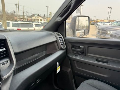 New 2026 RAM 2500 Tradesman AWD/4WD image 22