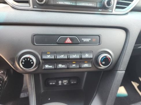 Used 2019 Kia Sportage LX FWD image 39